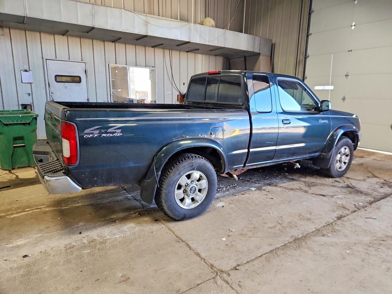 1999 Nissan Frontier XE-V6