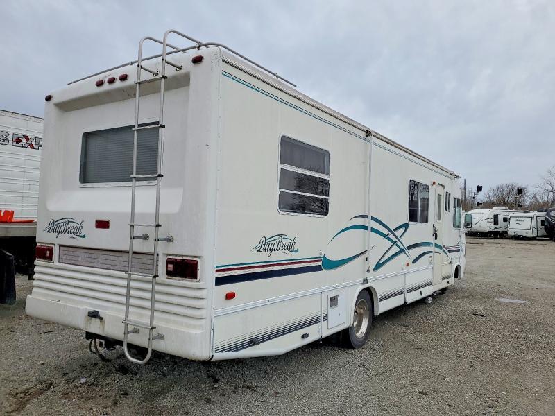 2000 Damon 1999 Workhorse RV