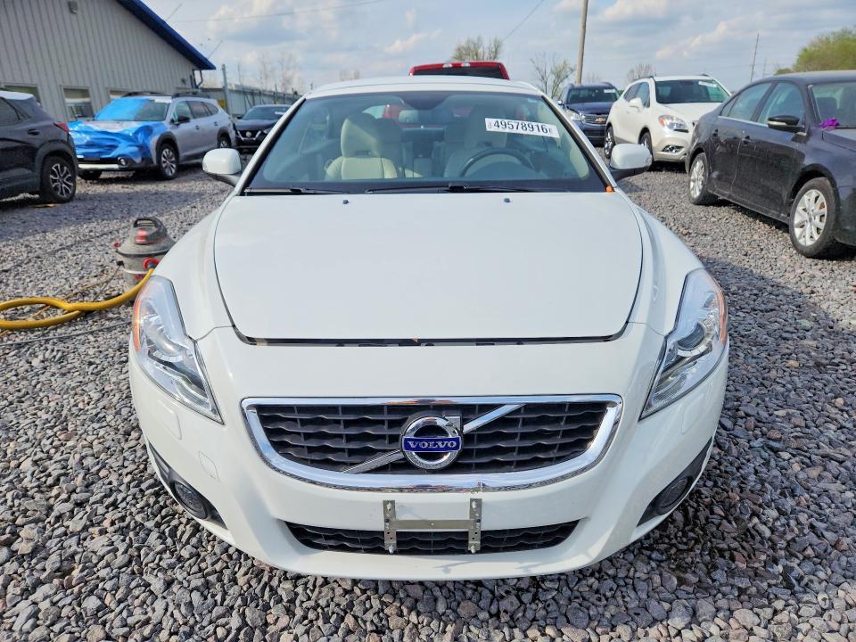 2011 Volvo C70 T5