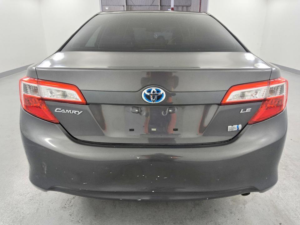 2014 Toyota Camry Hybrid le