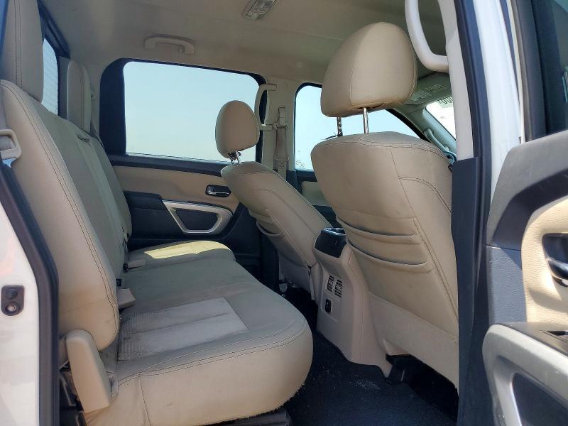 2018 Nissan Titan XD SV