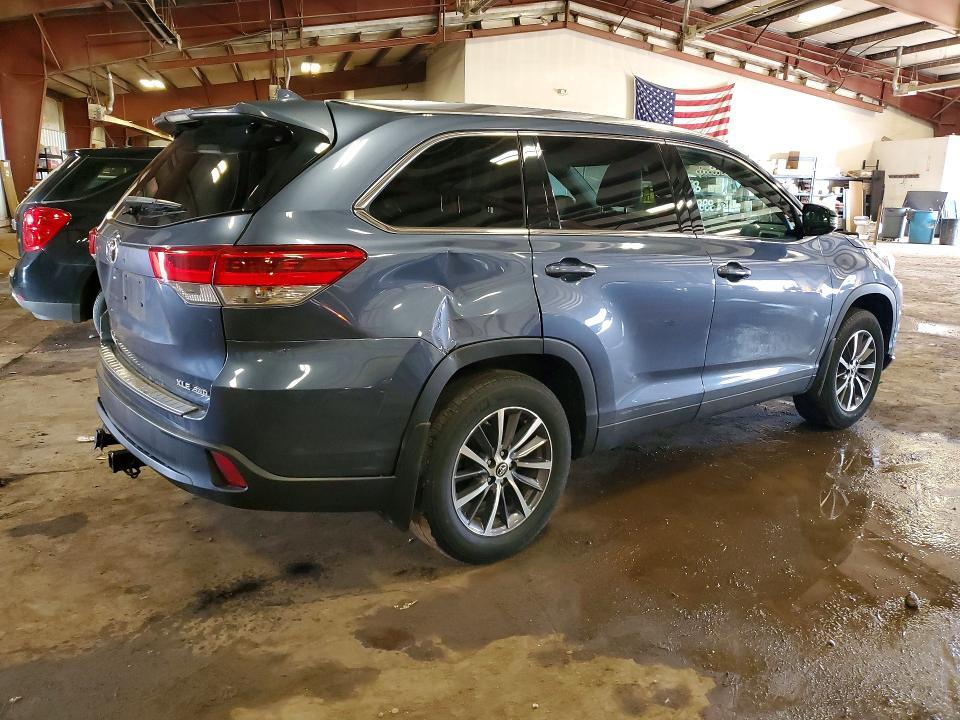 2019 Toyota Highlander xle