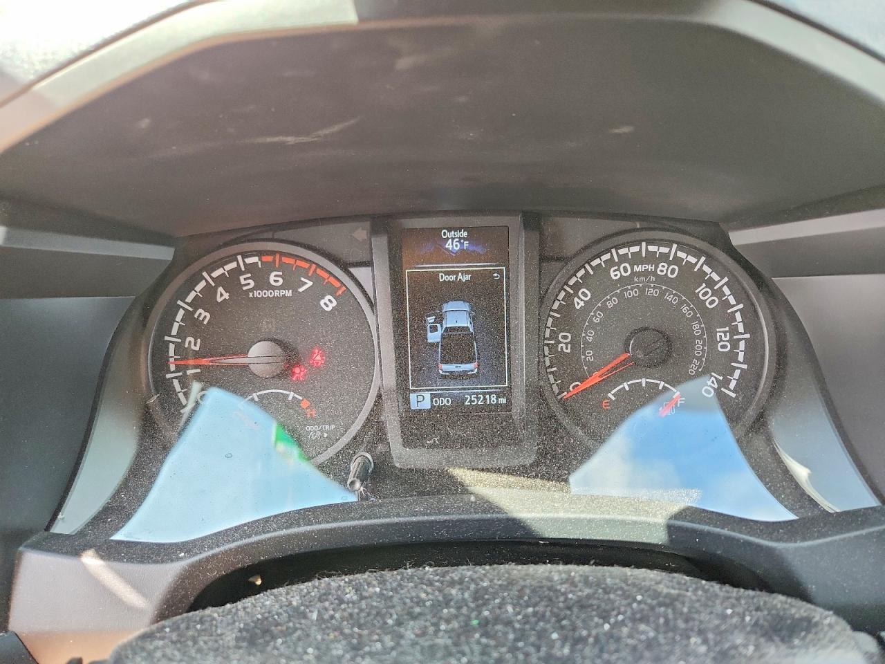 2022 Toyota Tacoma SR