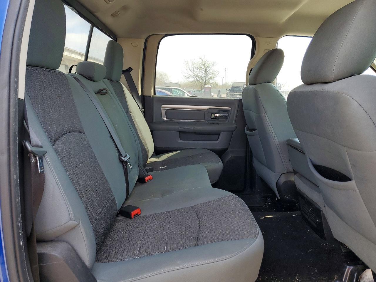 2015 Dodge RAM 1500 SLT