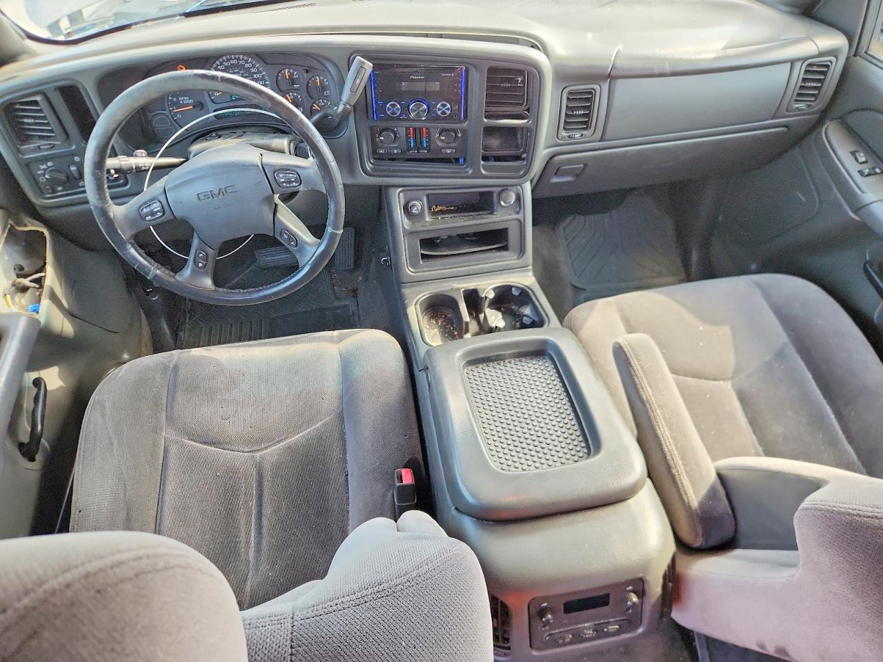 2005 GMC New Sierra C1500