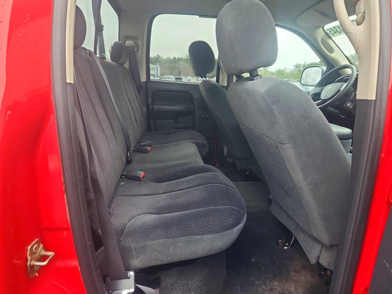 2005 Dodge RAM 1500 ST