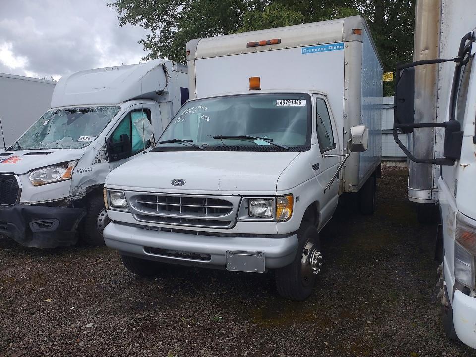 1999 Ford E450 BOX Truck