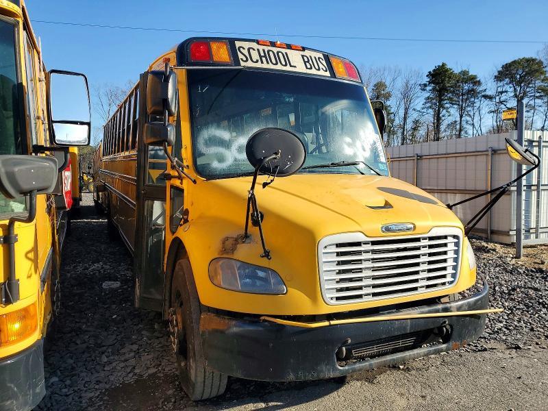 2012 Freigliner 2012 Thomas SAF-T-LINER C2-School Bus