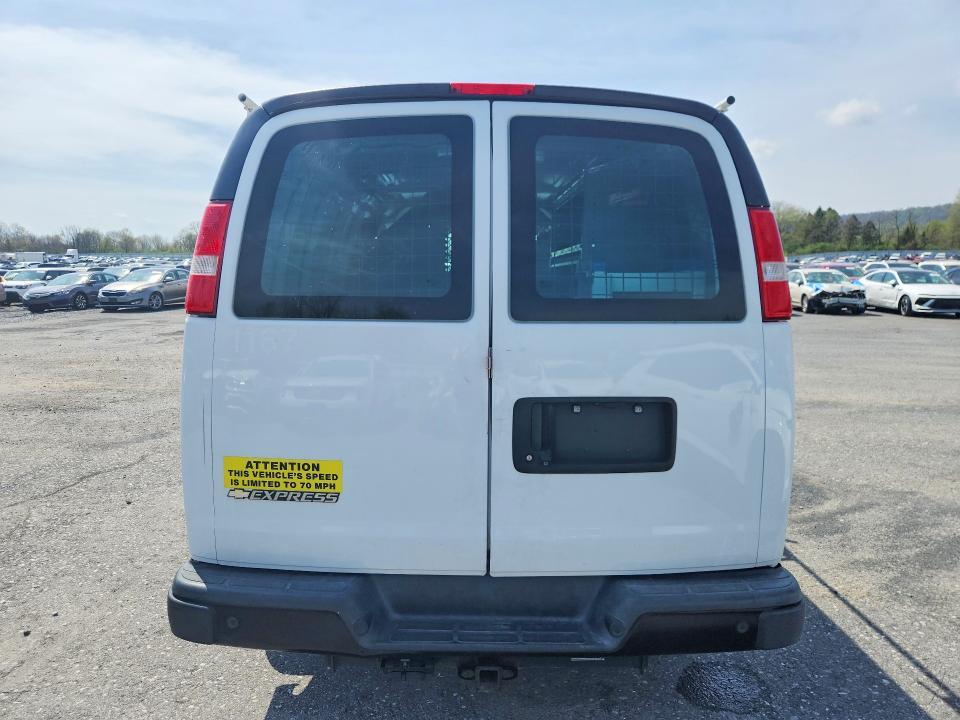 2020 Chevrolet Express G2500