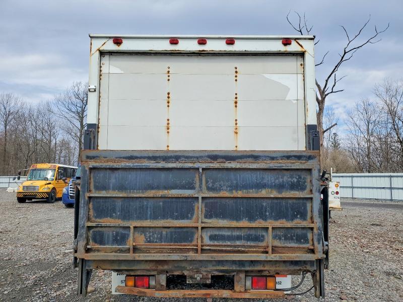2009 Isuzu Npr Delivery Truck