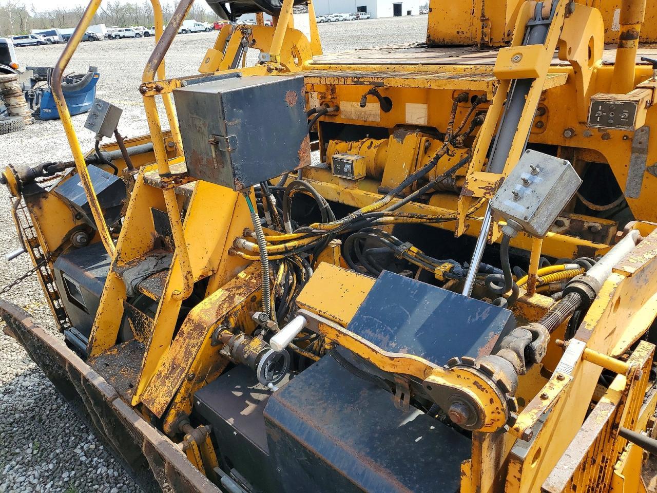 2027 Blaw-Knox PF4410 Paver