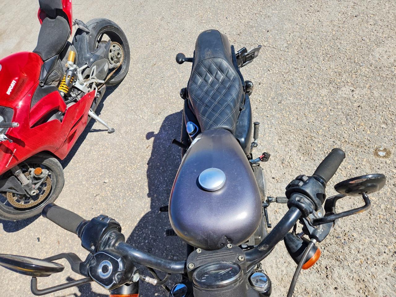 2016 Harley-Davidson XL883 Iron 883