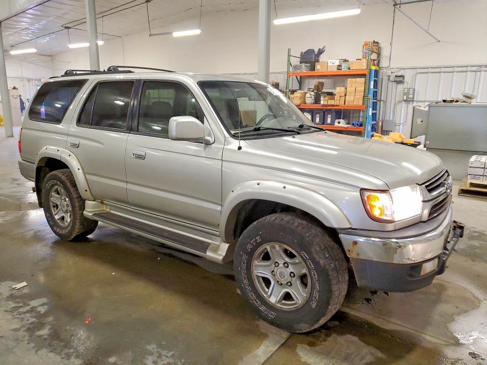2002 Toyota 4runner SR5