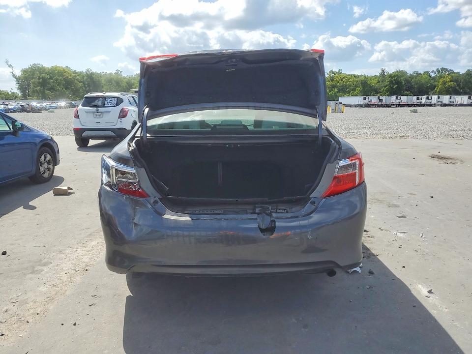 2012 Toyota Camry le