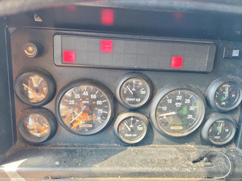 2001 Winnebago Motorhome