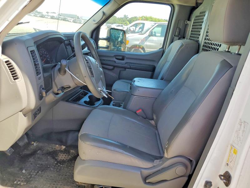 2016 Nissan NV 2500 HD SV