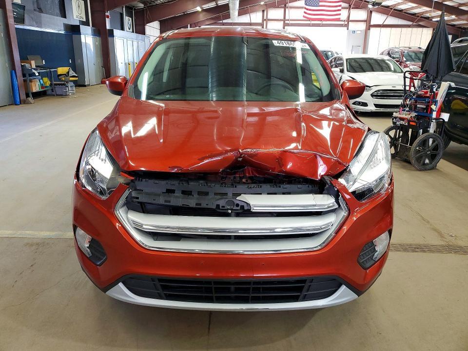 2019 Ford Escape se