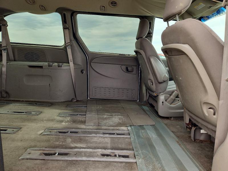 2003 Dodge Grand Caravan Sport