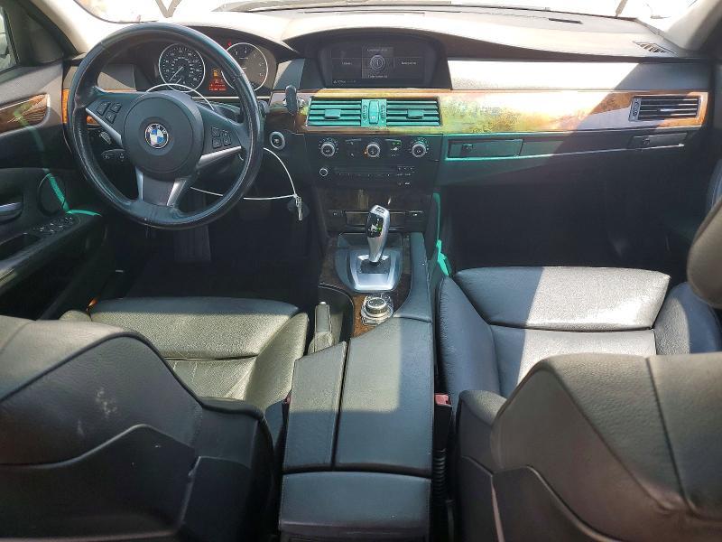 2009 BMW 528 i