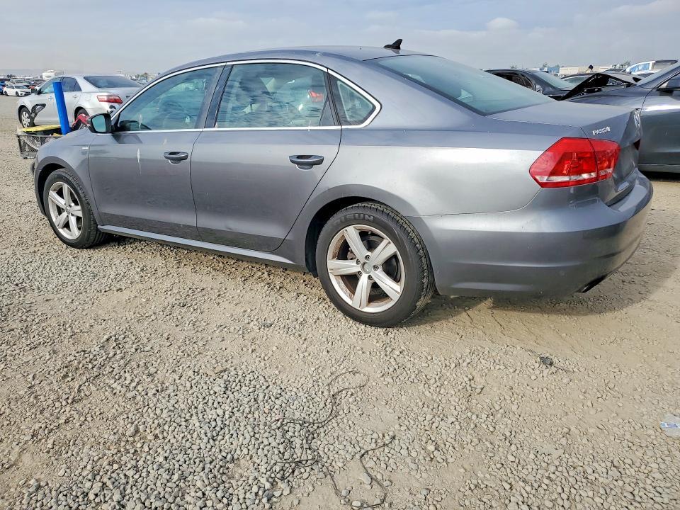 2014 Volkswagen Passat s
