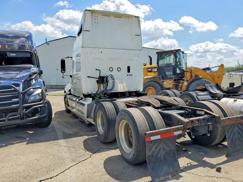 2015 International Prostar Semi Truck