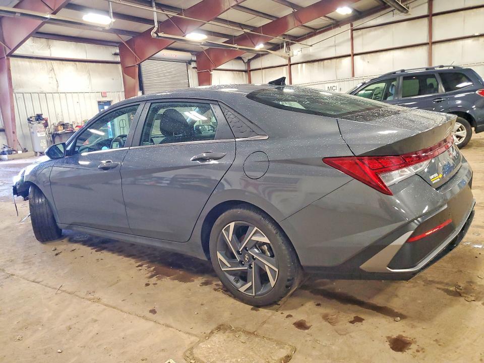 2025 Hyundai Elantra sel Convenience