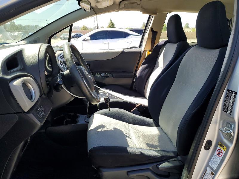 2012 Toyota Yaris 5-door le