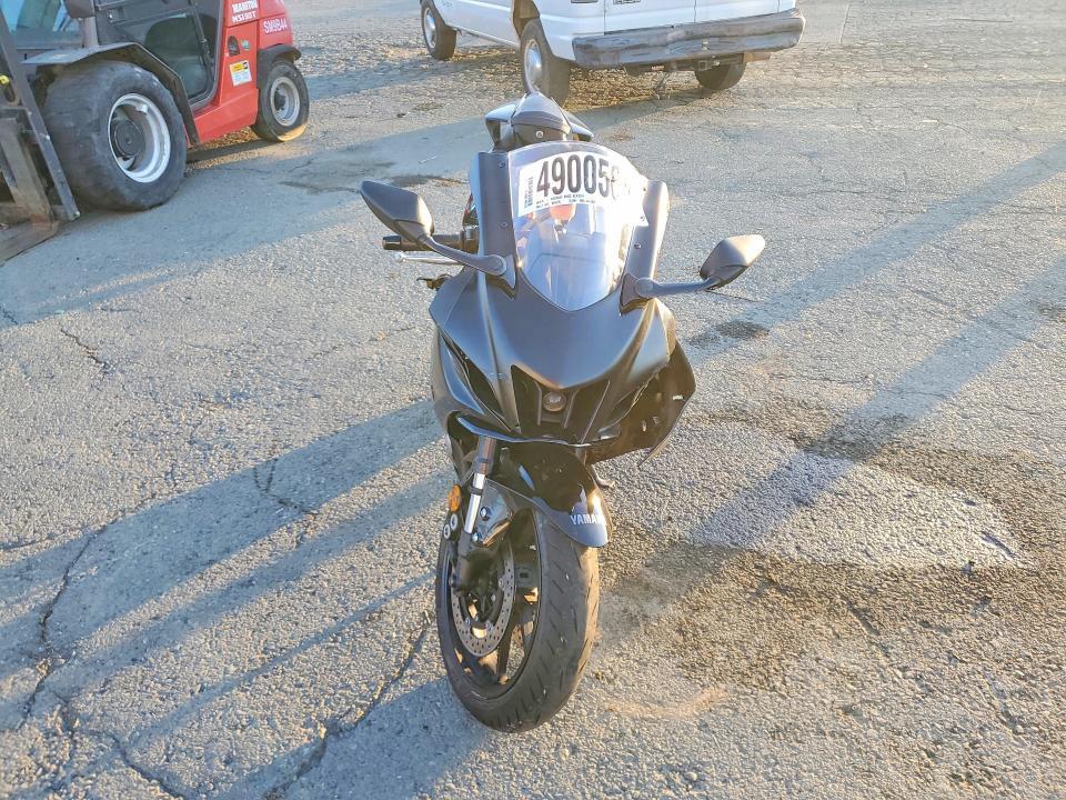 2025 Yamaha Yzfr7