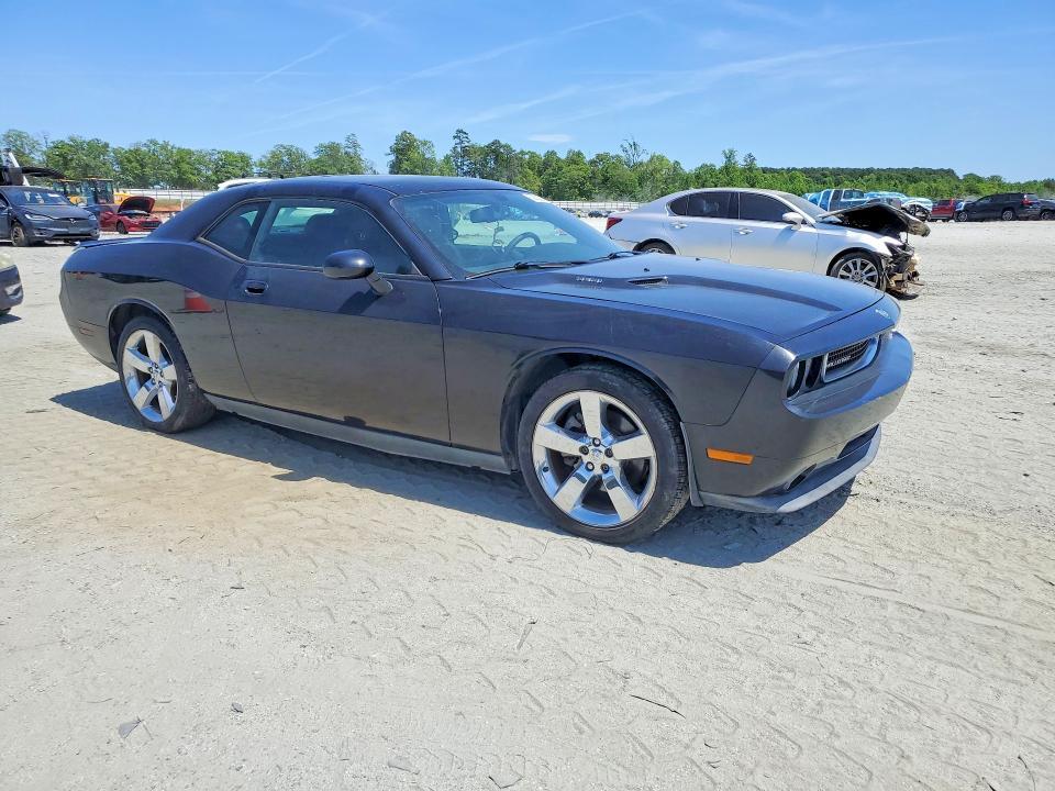 2009 Dodge Challenger r