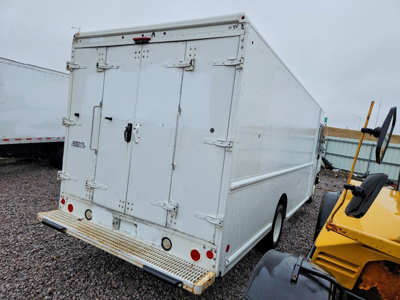 2013 Ford F59 Delivery Truck