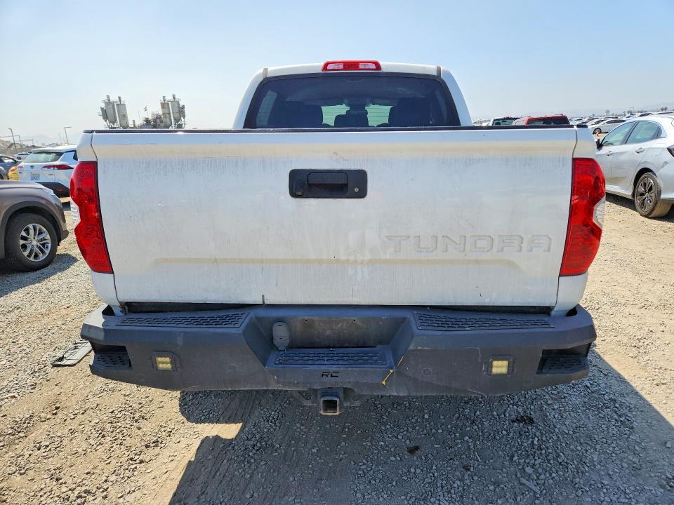 2014 Toyota Tundra Crewmax SR5