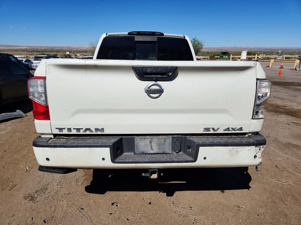 2021 Nissan Titan SV