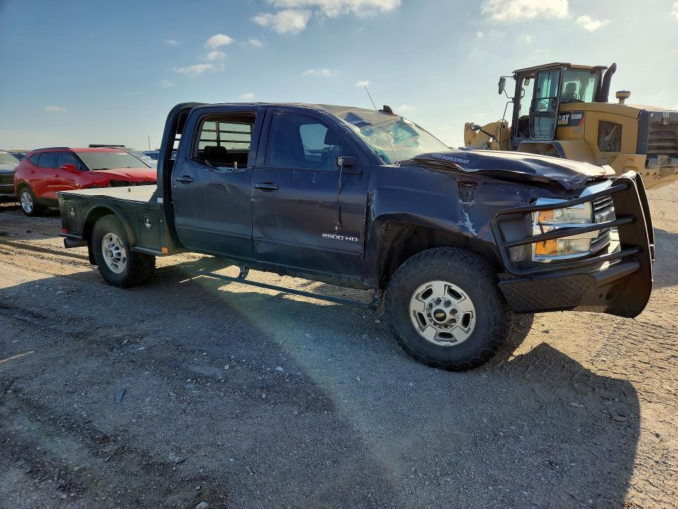 2015 Chevrolet Silverado 2500 Flatbed Truck