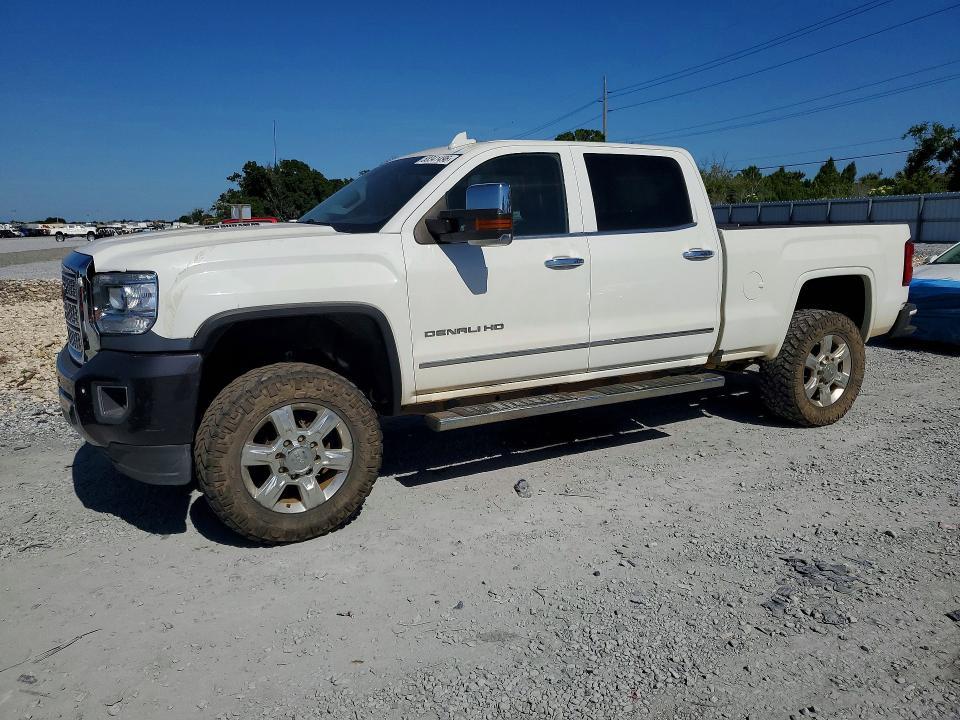 2016 GMC Sierra K2500 Denali