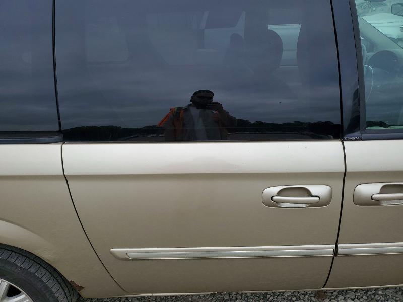 2005 Chrysler Town & Country Touring