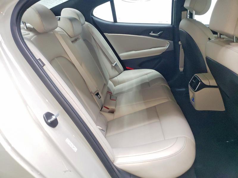 2024 Genesis G70 2.5t Standard