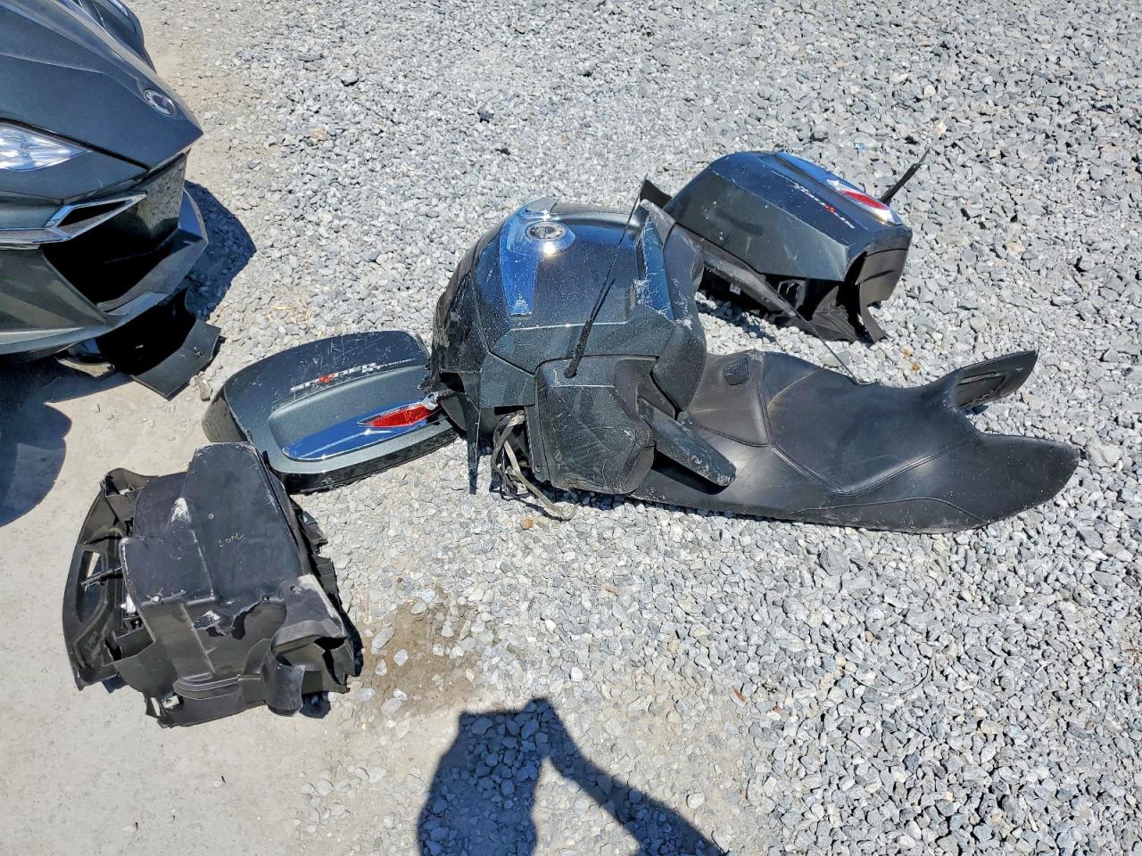 2017 Can-Am Spyder Roadster RT