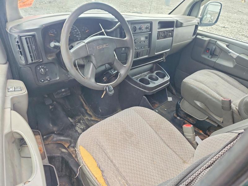 2005 GMC Savana G2500