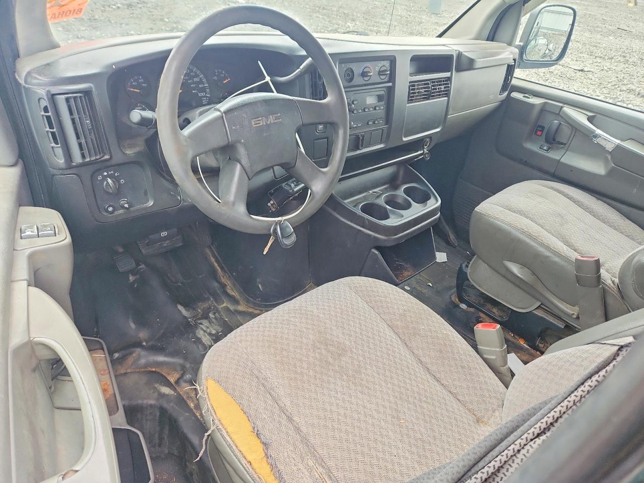 2005 GMC Savana G2500
