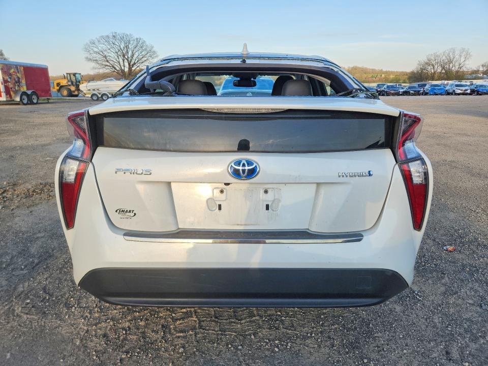 2016 Toyota Prius Four