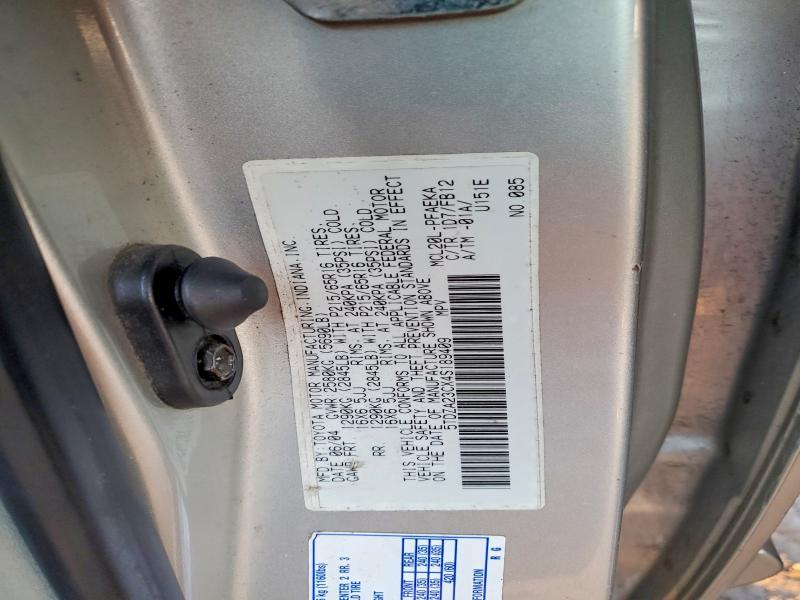 2004 Toyota Sienna le 7 Passenger
