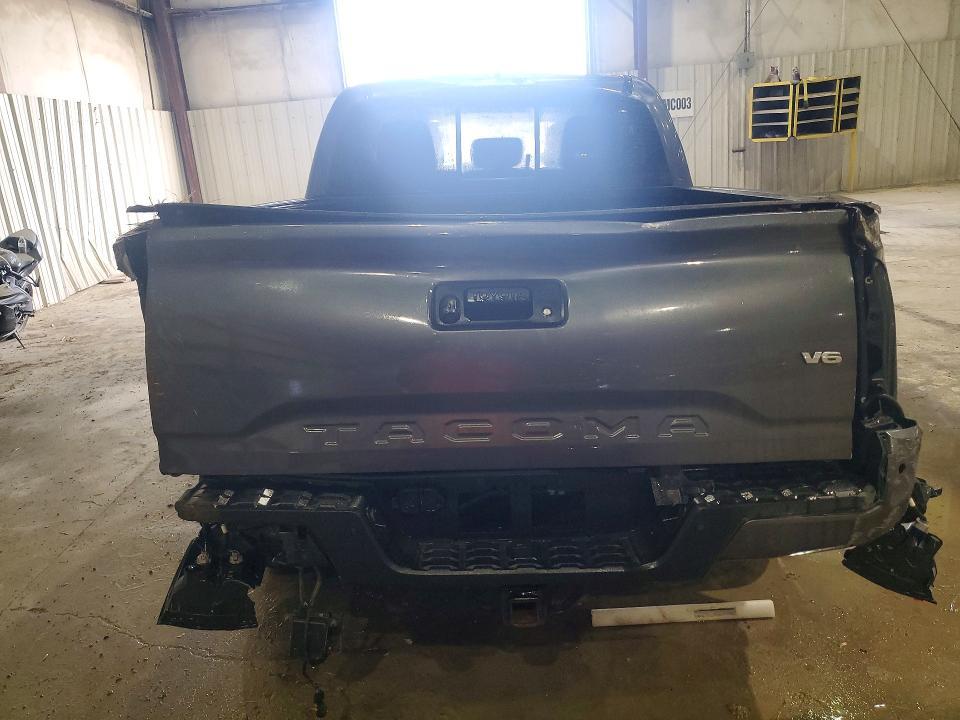 2018 Toyota Tacoma TRD OFF-Road
