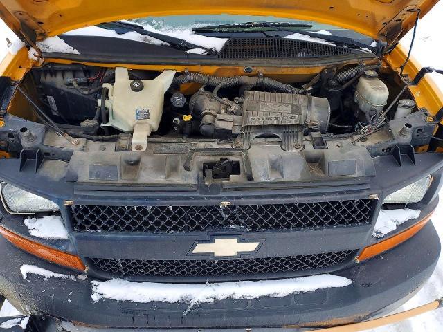 2011 Chev Express Cutaway G4500