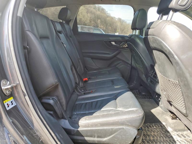 2019 Audi Q7 Premium