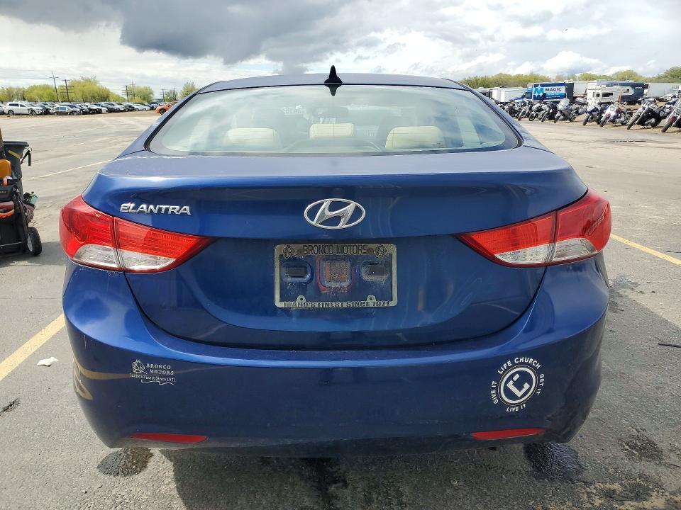 2013 Hyundai Elantra gls