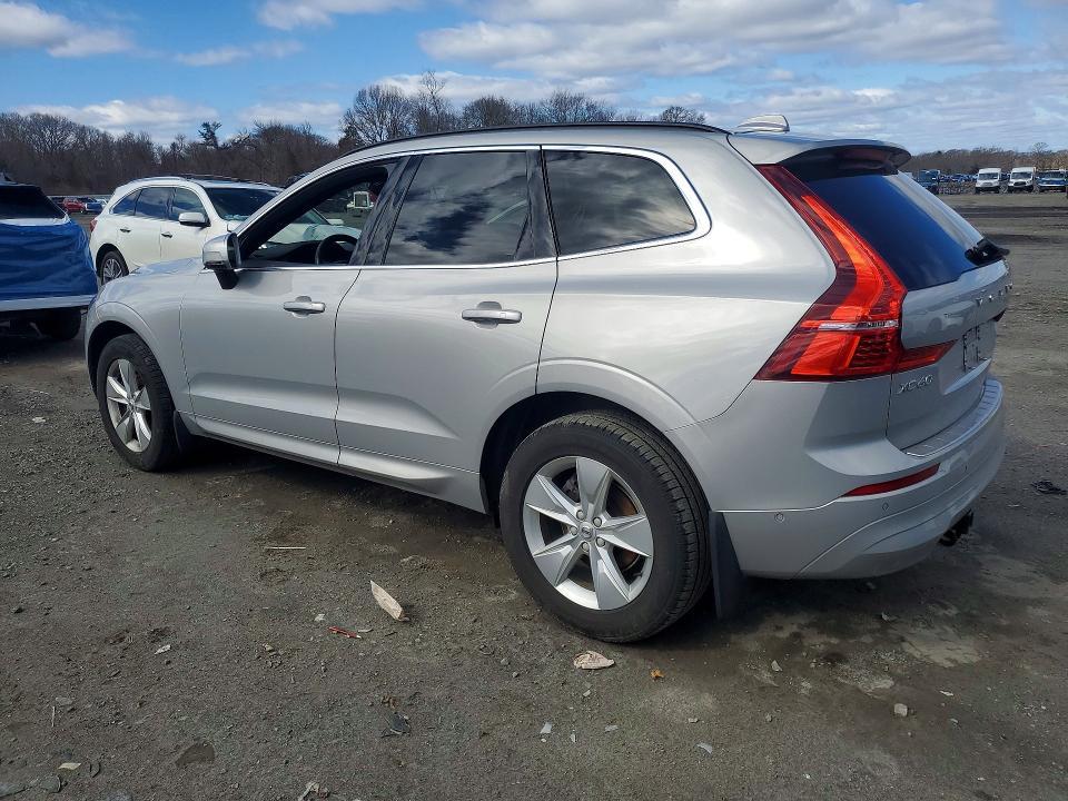 2022 Volvo Xc60 B5 Momentum