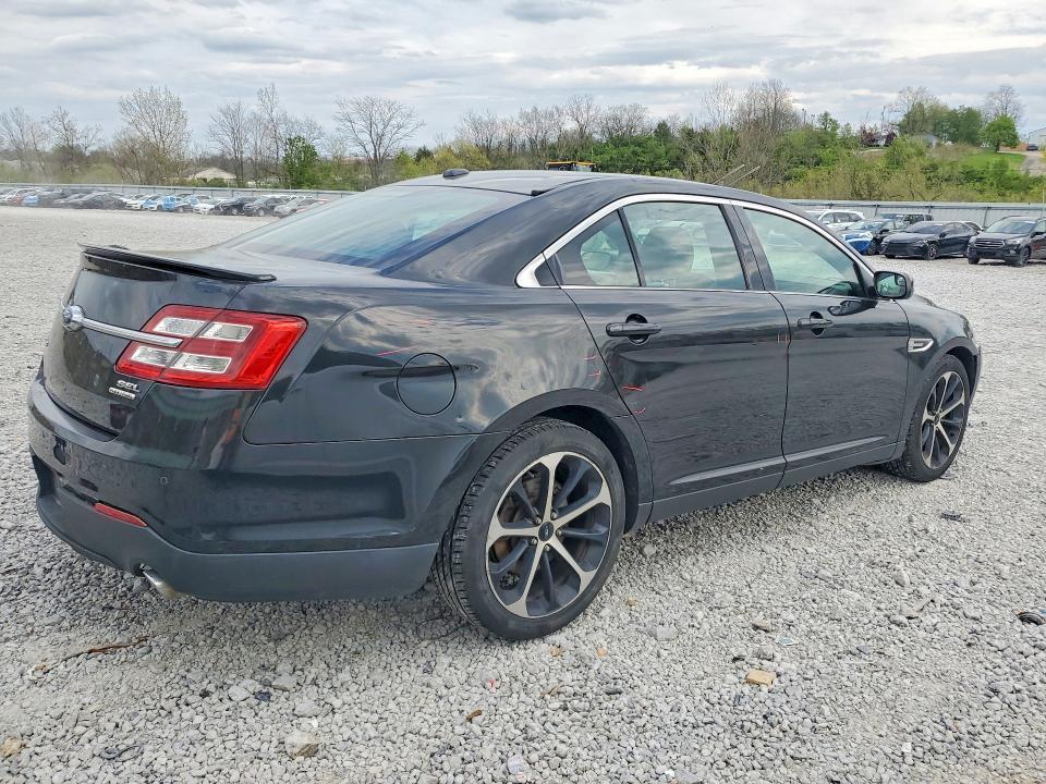 2015 Ford Taurus sel