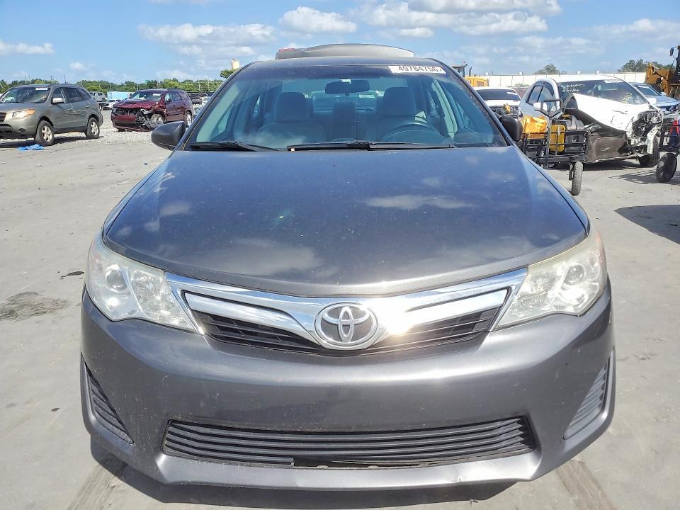 2012 Toyota Camry le