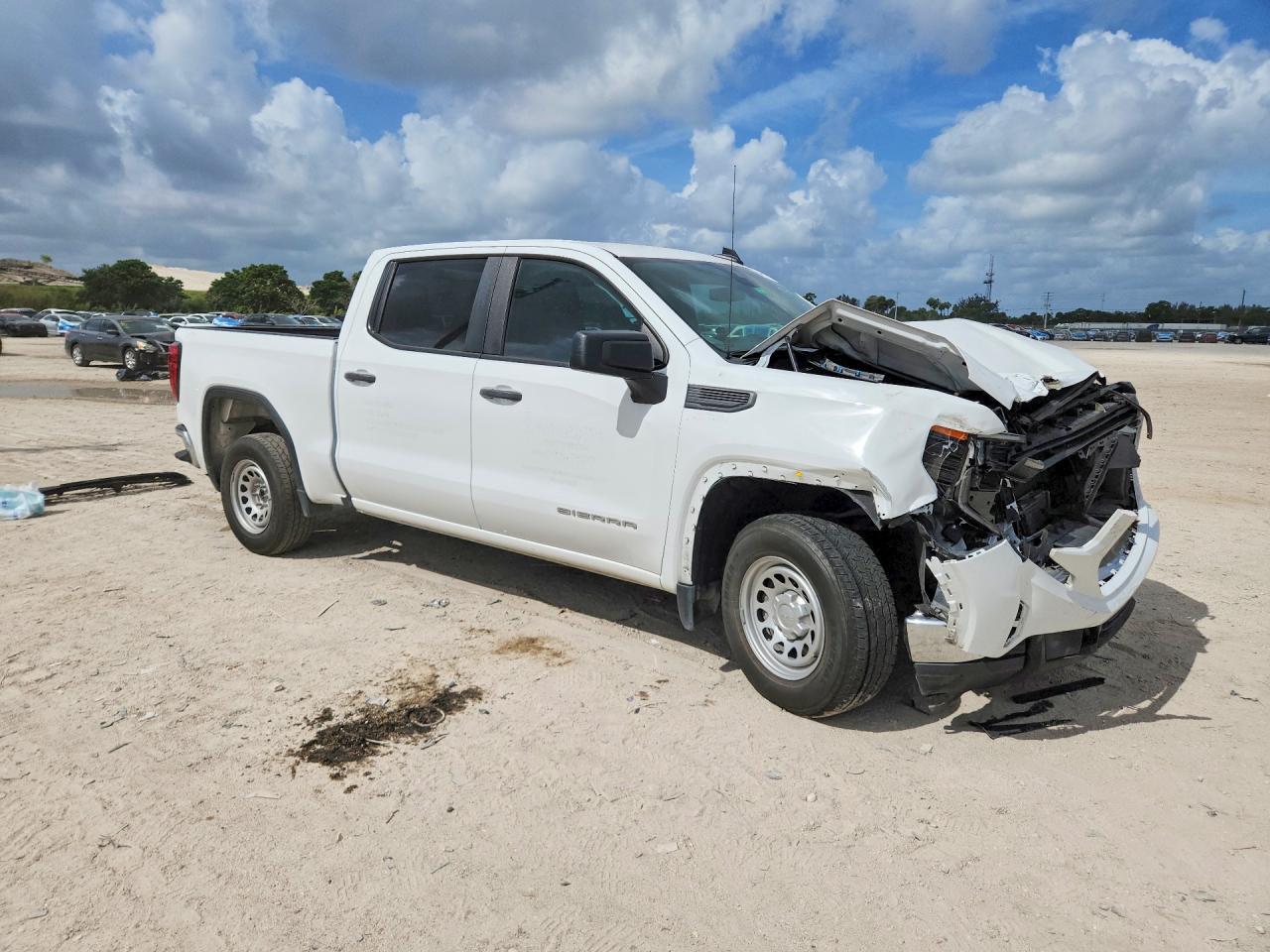 2024 GMC Sierra C1500