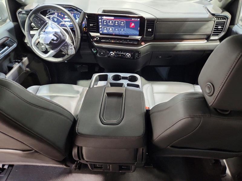 2026 GMC Sierra K1500 SLT